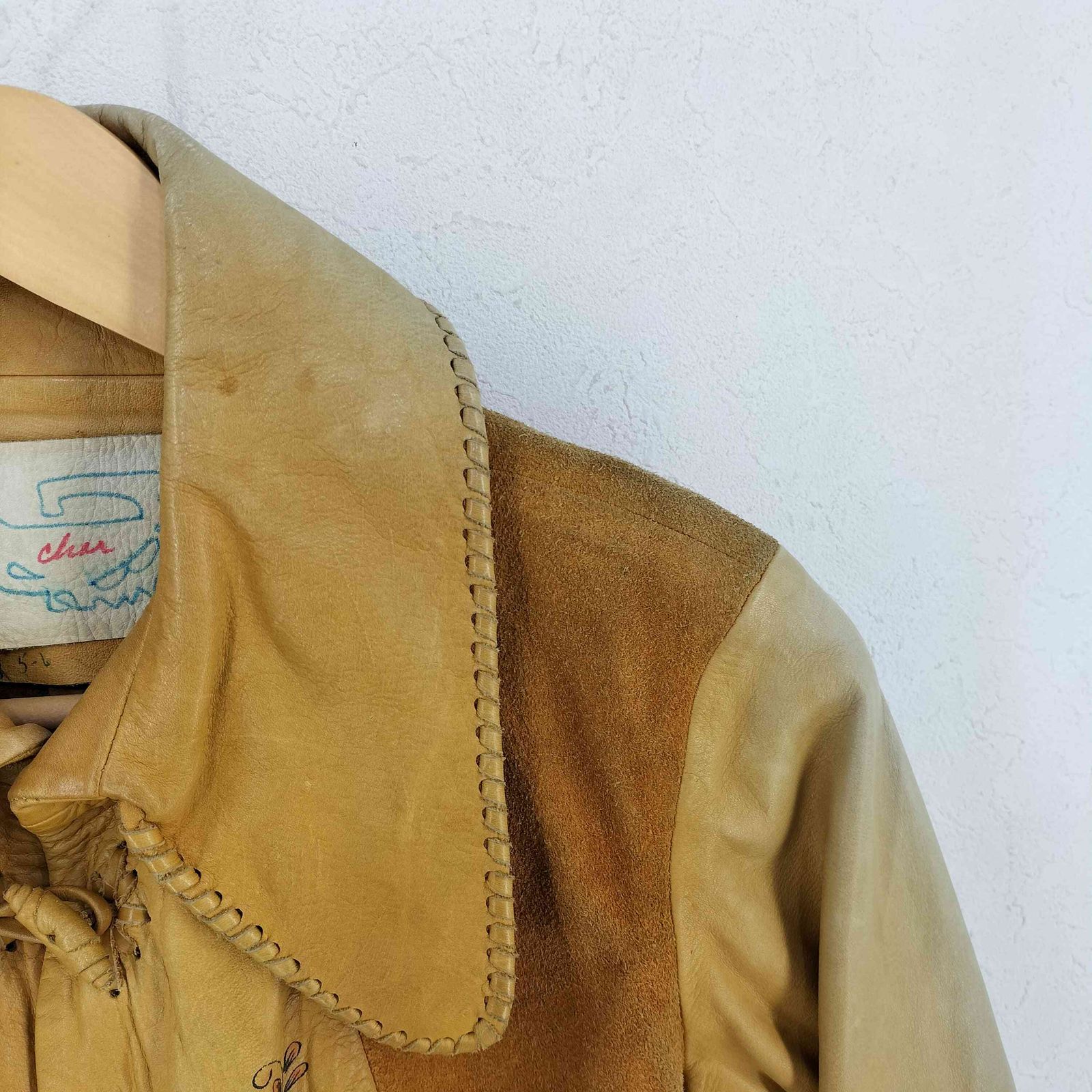 USED古着(ユーズドフルギ) {{char}} 70S 花柄 スエード 切替 レザージャケット レディース 表記無 【中古】【ブランド古着バズストア】 ユーズドフルギ USED古着 70S 花柄 スエード 切替 レザージャケット