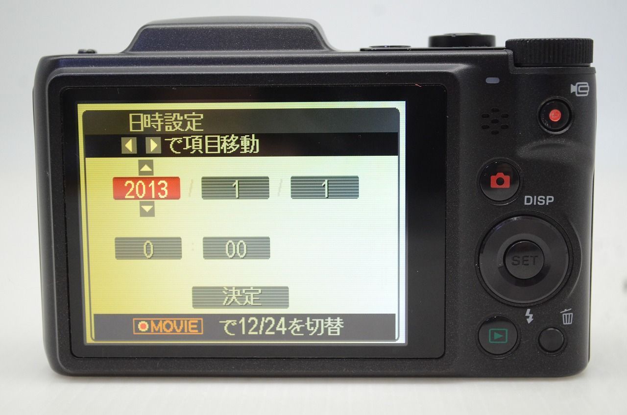 60 コンパクトデジタルカメラ