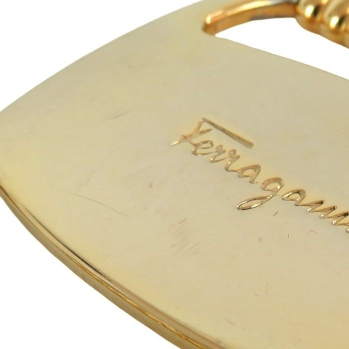 Ferragamo サルヴァトーレフェラガモ