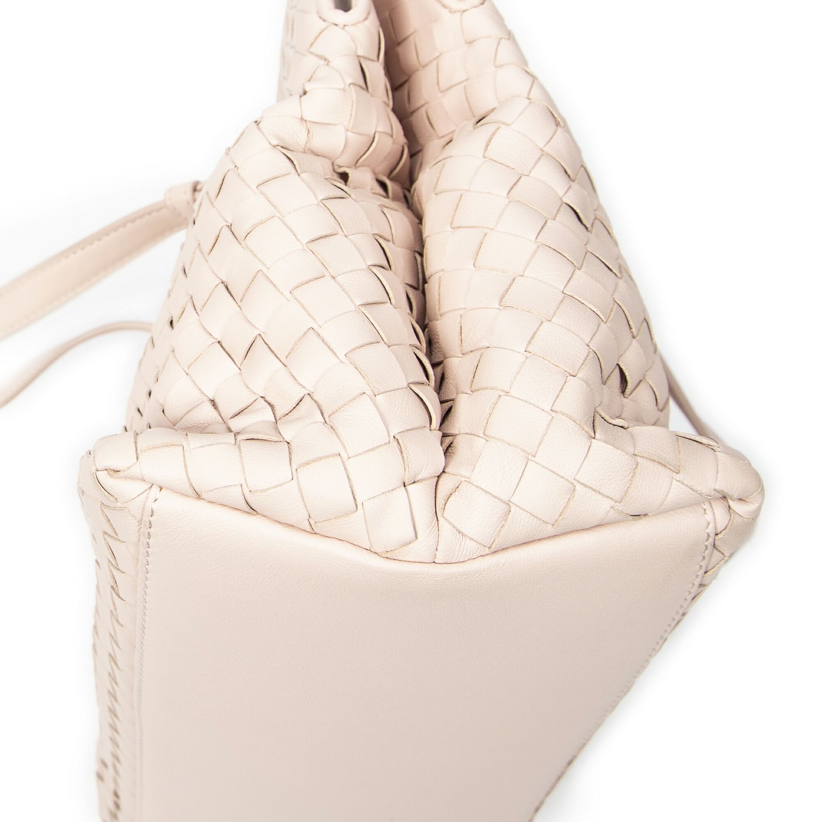 ボッテガヴェネタダブルサイドジップトップハンドルライトピンクイントレチャートレザーA