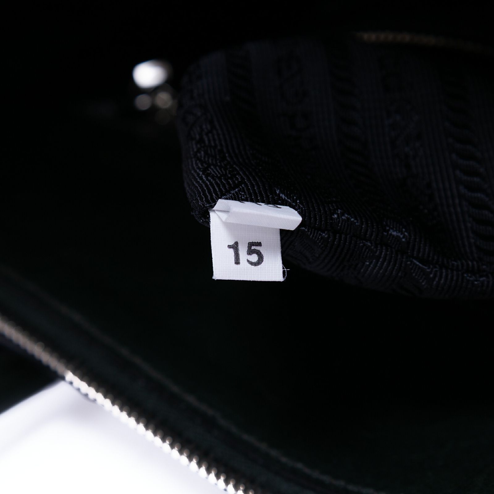 プラダグラセ トートダークグリーンペブルドレザーA