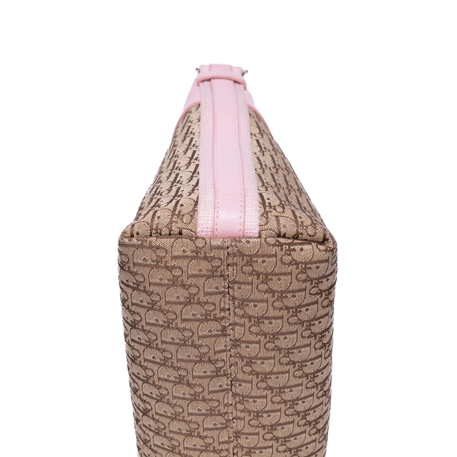 オブリークベージュ