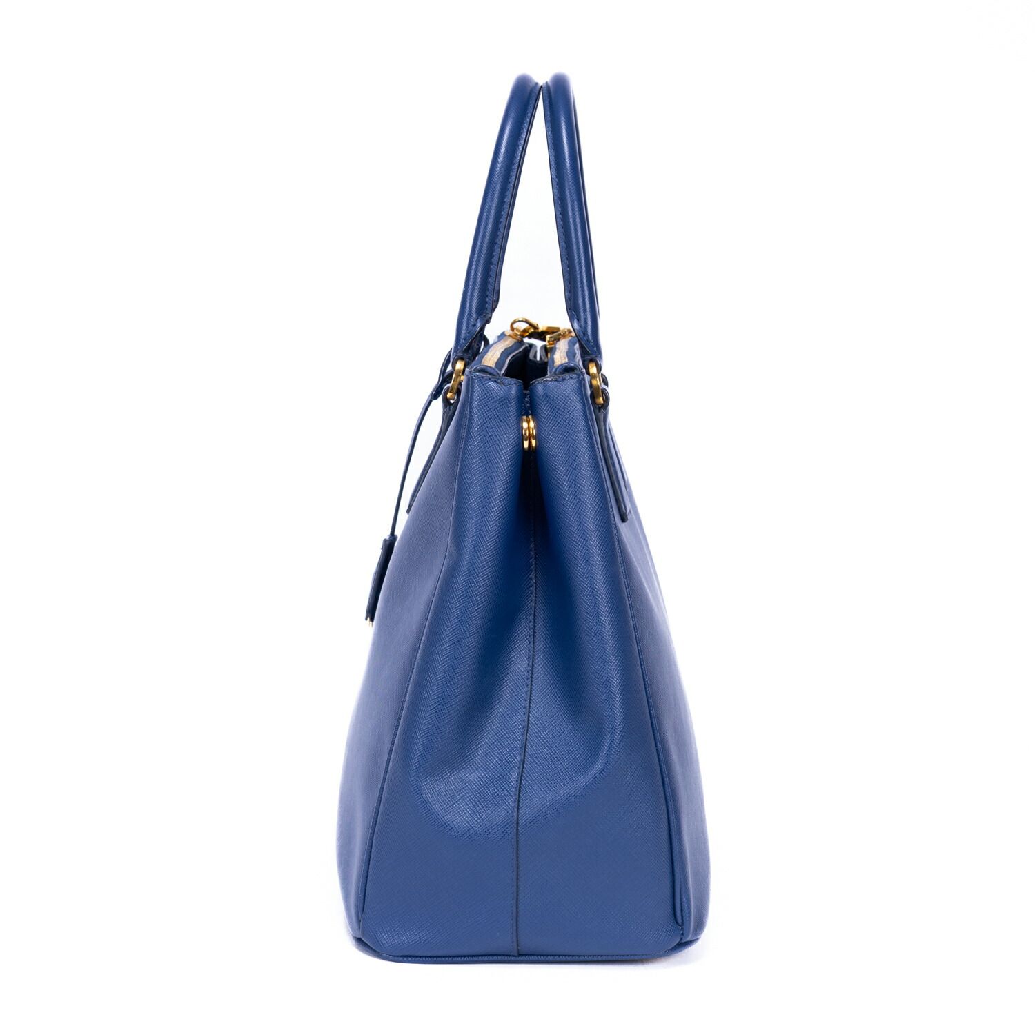 プラダサフィアーノ