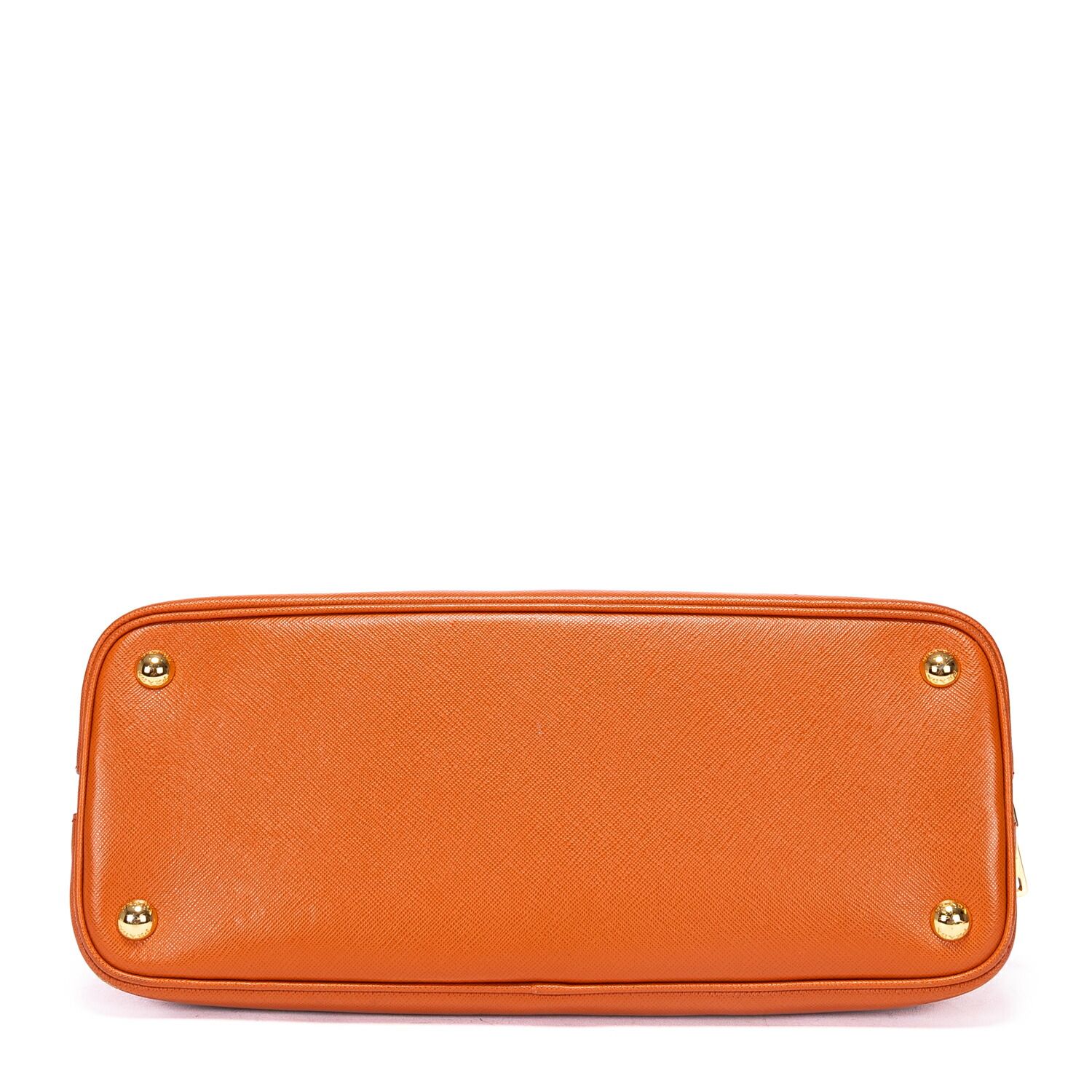 PRADA プラダガレリアオレンジサフィアーノレザーA