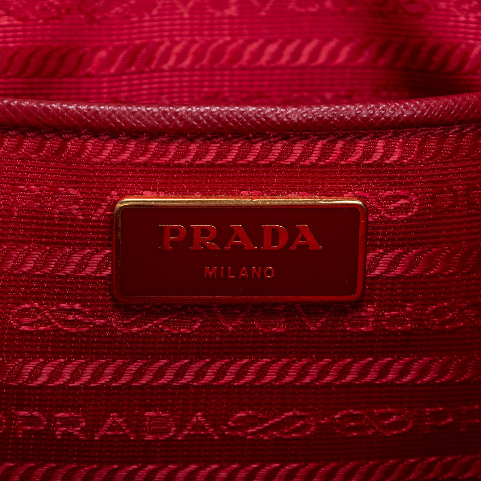 PRADA プラダサフィアーノ
