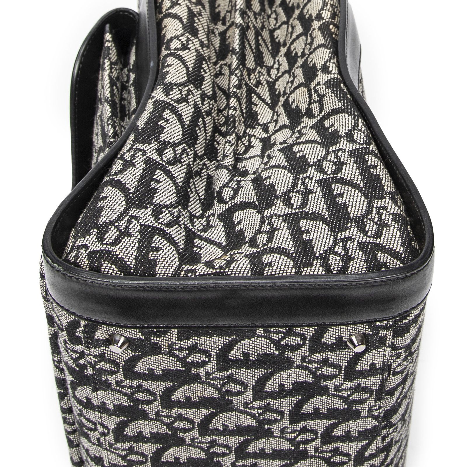 ディオールフロントポケットトールトートネイビー グレートロッター柄