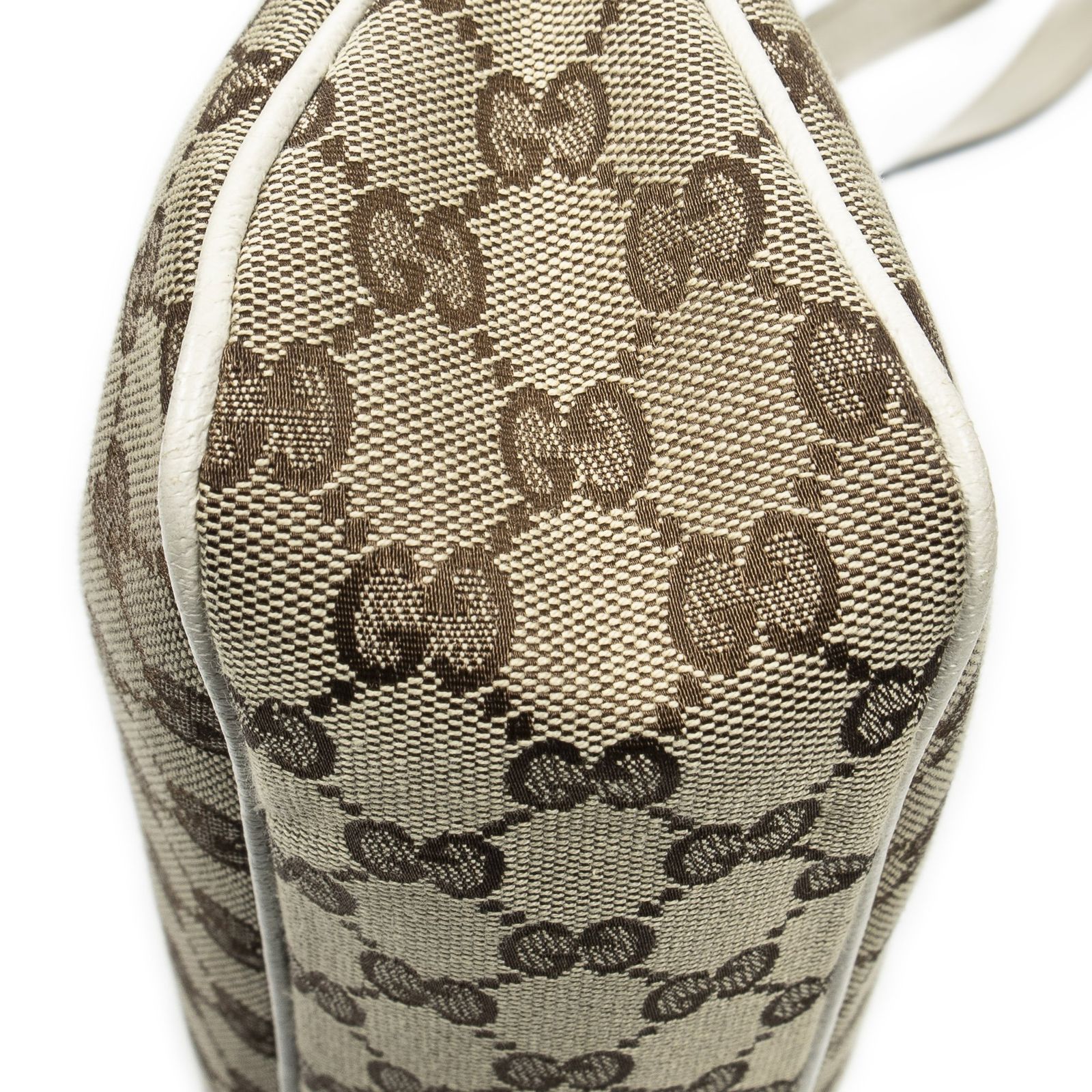 グッチミディアム チャーミー