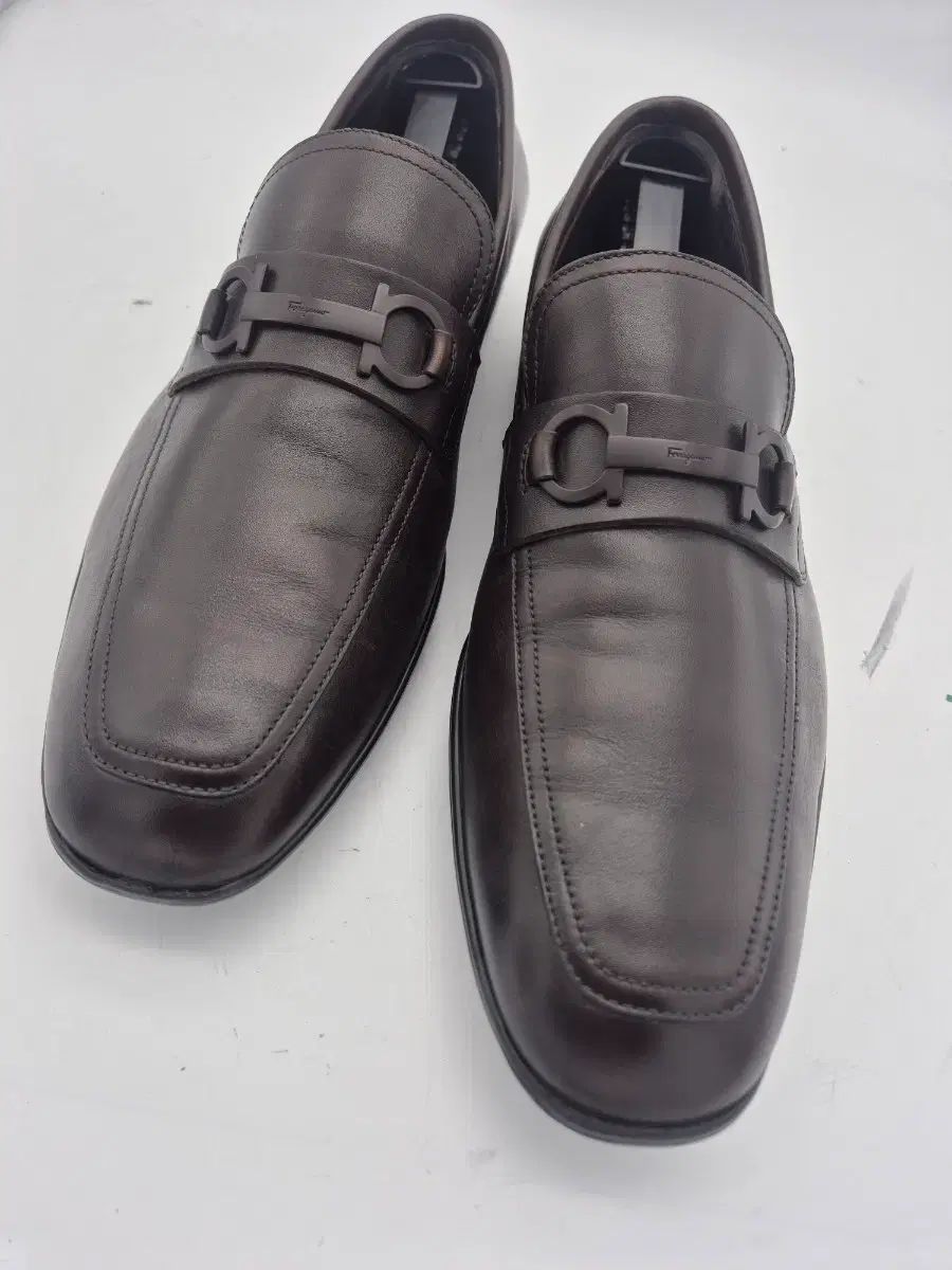 フェラガモ ブラウン ガンチーニ ローファー靴 280 サイズ