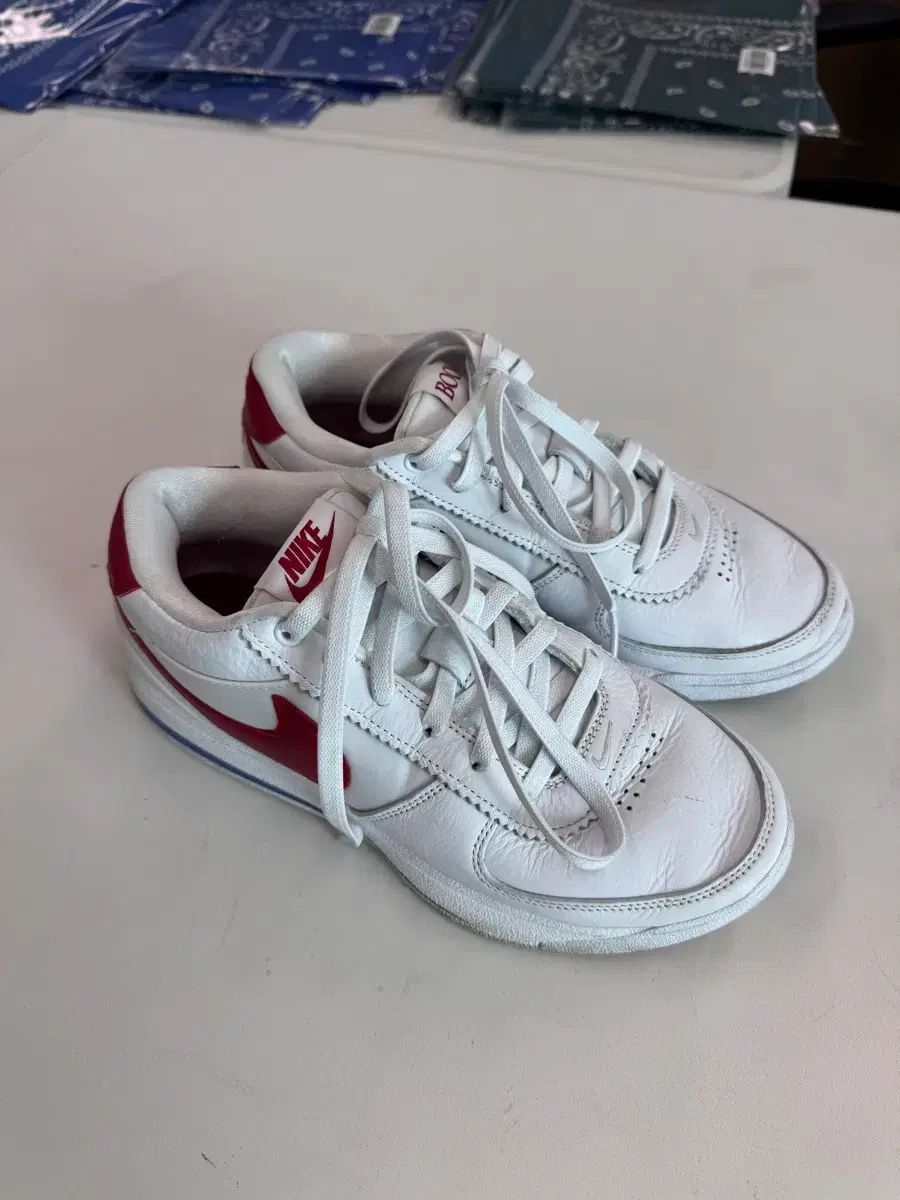 ナイキ BOOK 1 フォレストガンプ