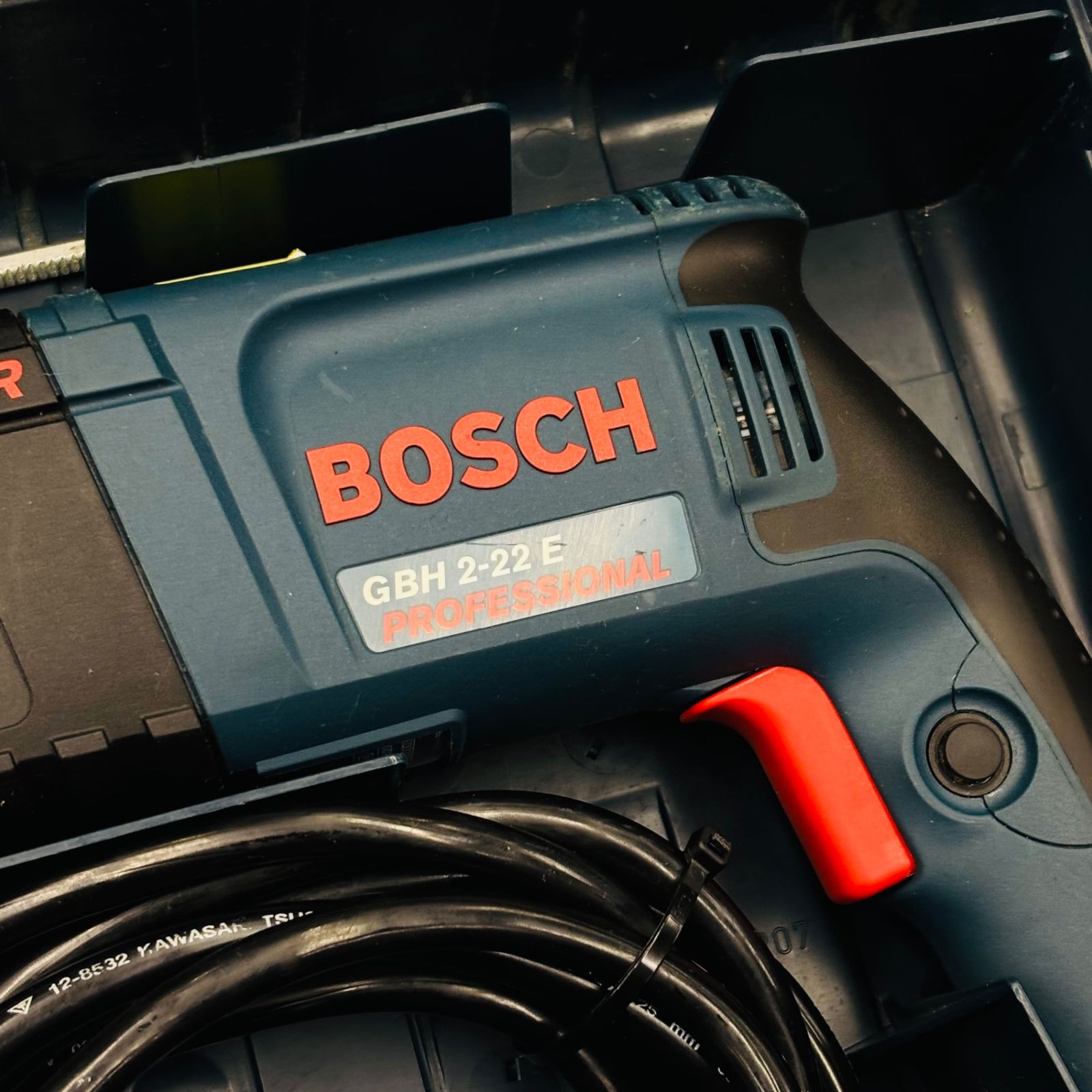程度良好 BOSCH ボッシュ 22 mm ハンマードリル GBH 2-22 E