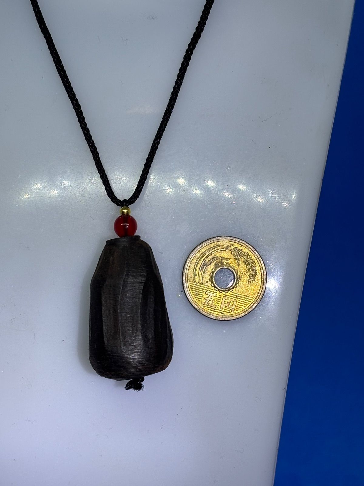 越南芽庄 虫喰い沈香 造形ペンダント 5732-1/10 - メルカリ