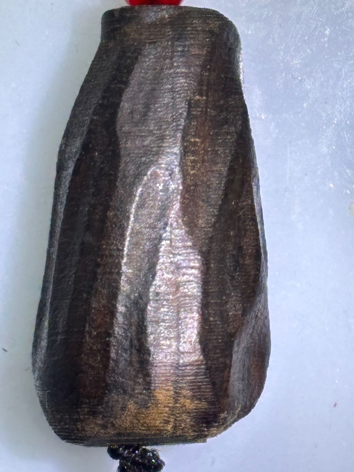 本物保证天然ベトナムじんー沈香ネックレス 芽荘むし虫もれ漏れ(収蔵ひん品) 越南芽庄 虫喰い沈香 造形ペンダント 5732-1/10 - メルカリ