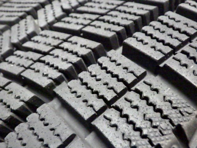  SR 339 製造 約8 5部山 NANKANG AW 1 215 55 R 17 4本 12インチ以下 スタッドレス