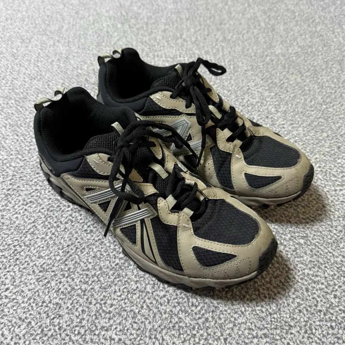 13万円 ニュー ンス スニーカー 240