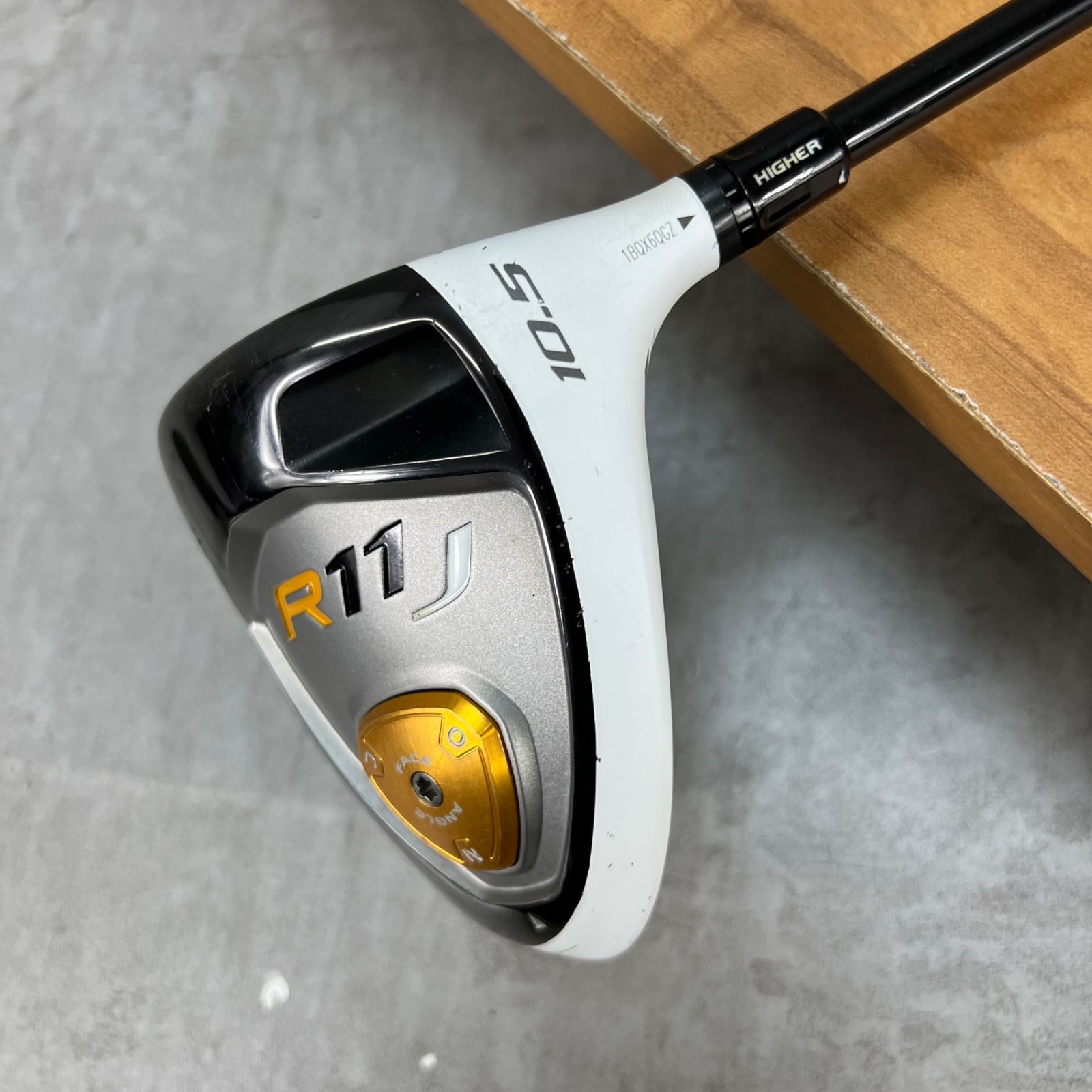 テーラーメイド R11J メンズゴルフ ドライバー 10.5° SR 右利き用