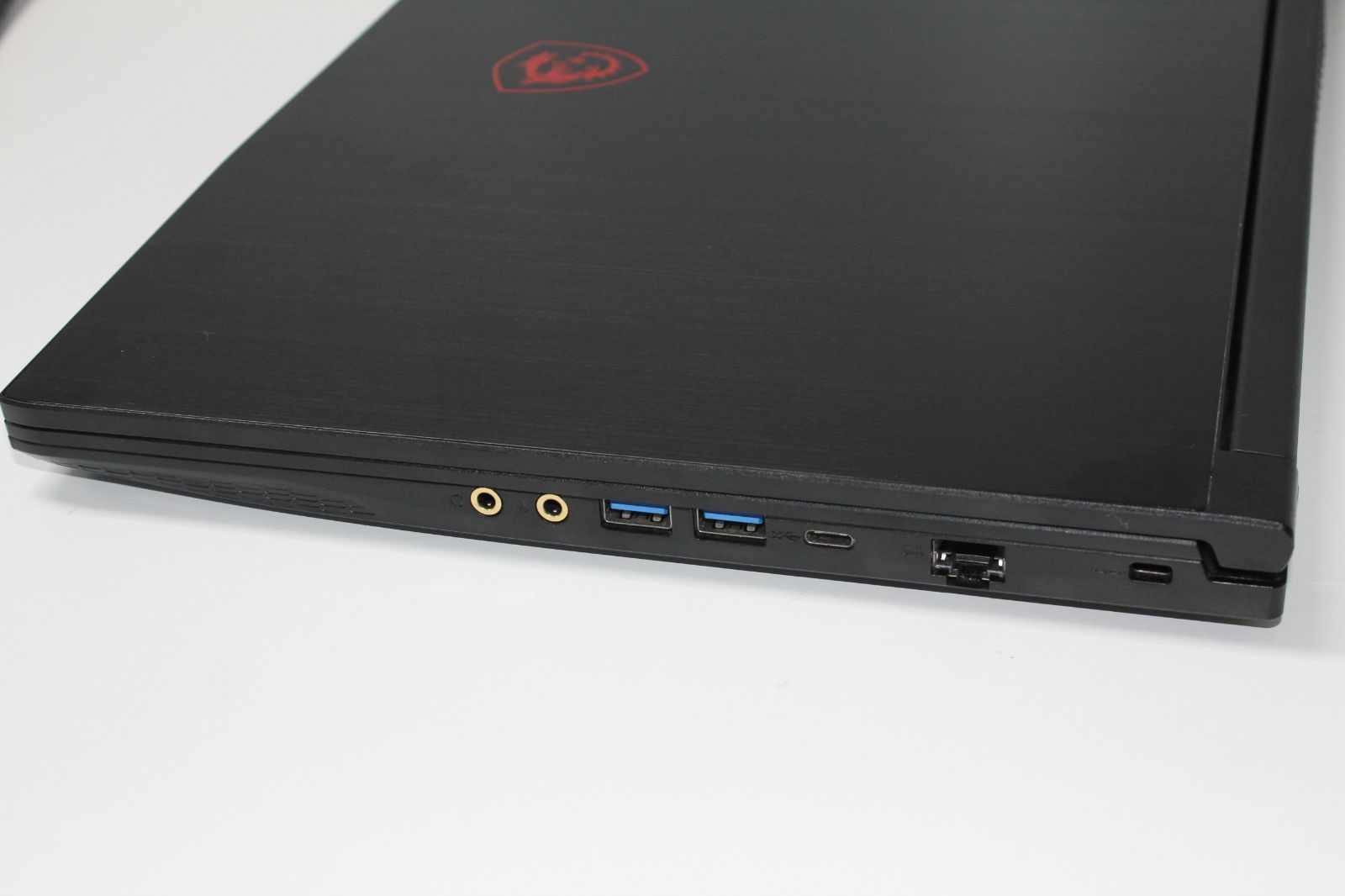 中古ノートPC】msi〈GF63 Thin〉Intel Coe i7/SSD256GB+HDD1TB/メモリ 