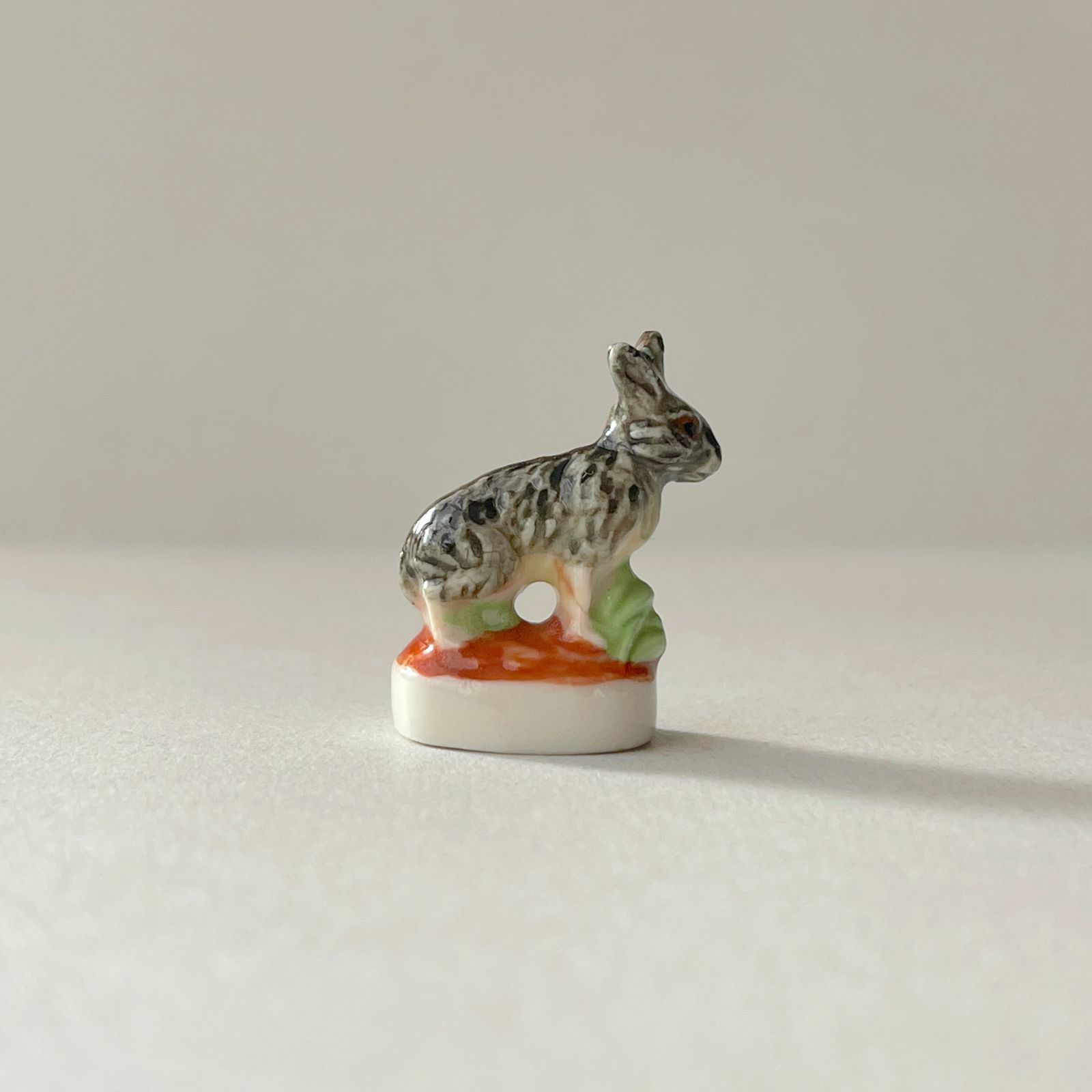 フェーヴ 野うさぎ フランス フェーブ ミニチュア陶器 - メルカリ
