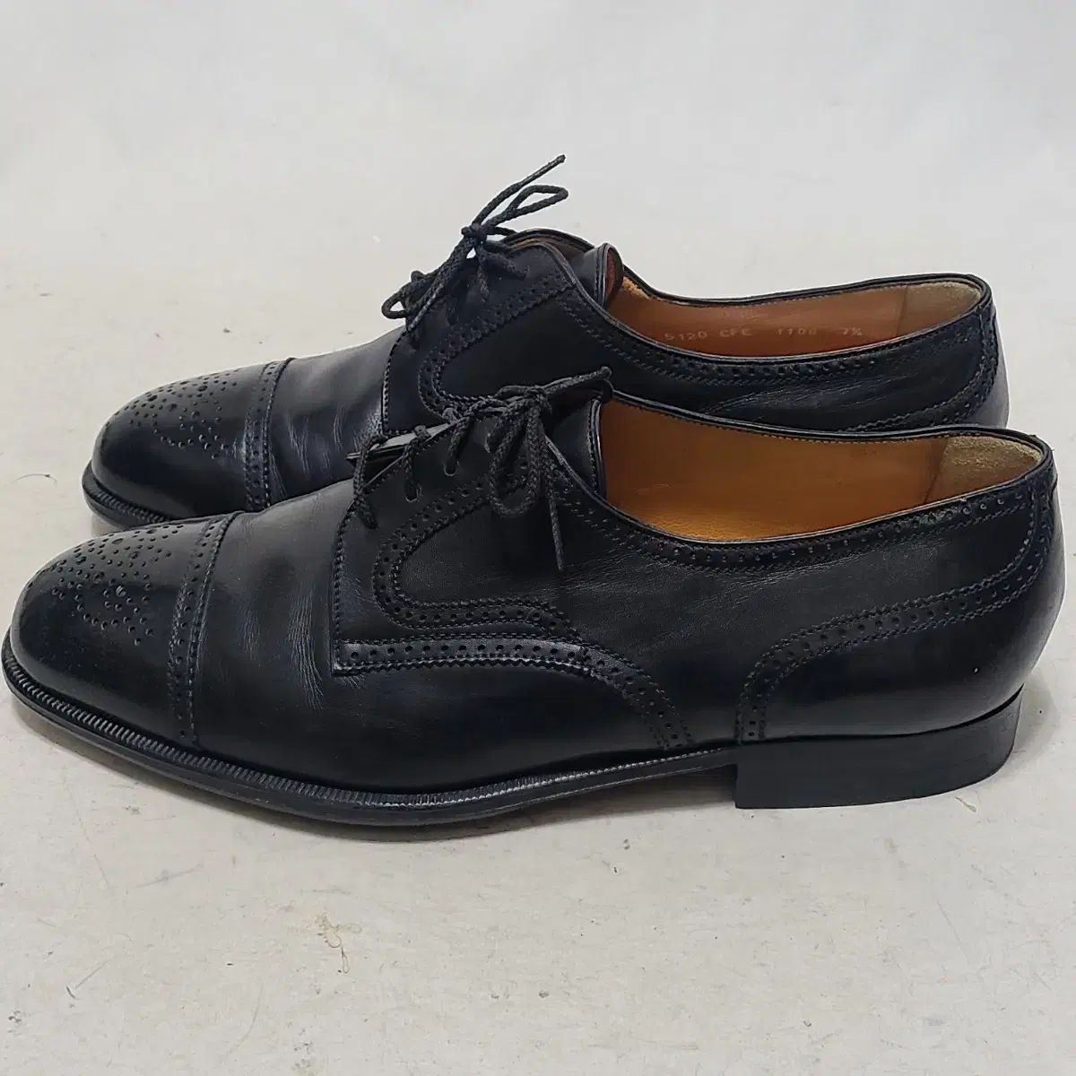 2 260 ア テストーニ 紳士靴 A級