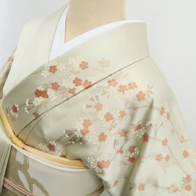 ❁tomihisa❁新品 2点セット 桜 着物 正絹“染め美しく桜を湛え今か今