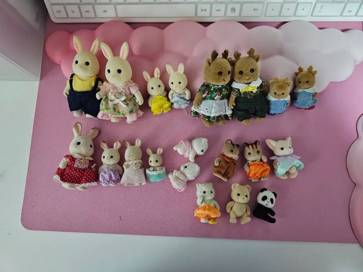 【新品•未使用】シルバニアファミリー⭐️まとめ売り⭐️ シルバニアファミリー まとめ売り - メルカリ