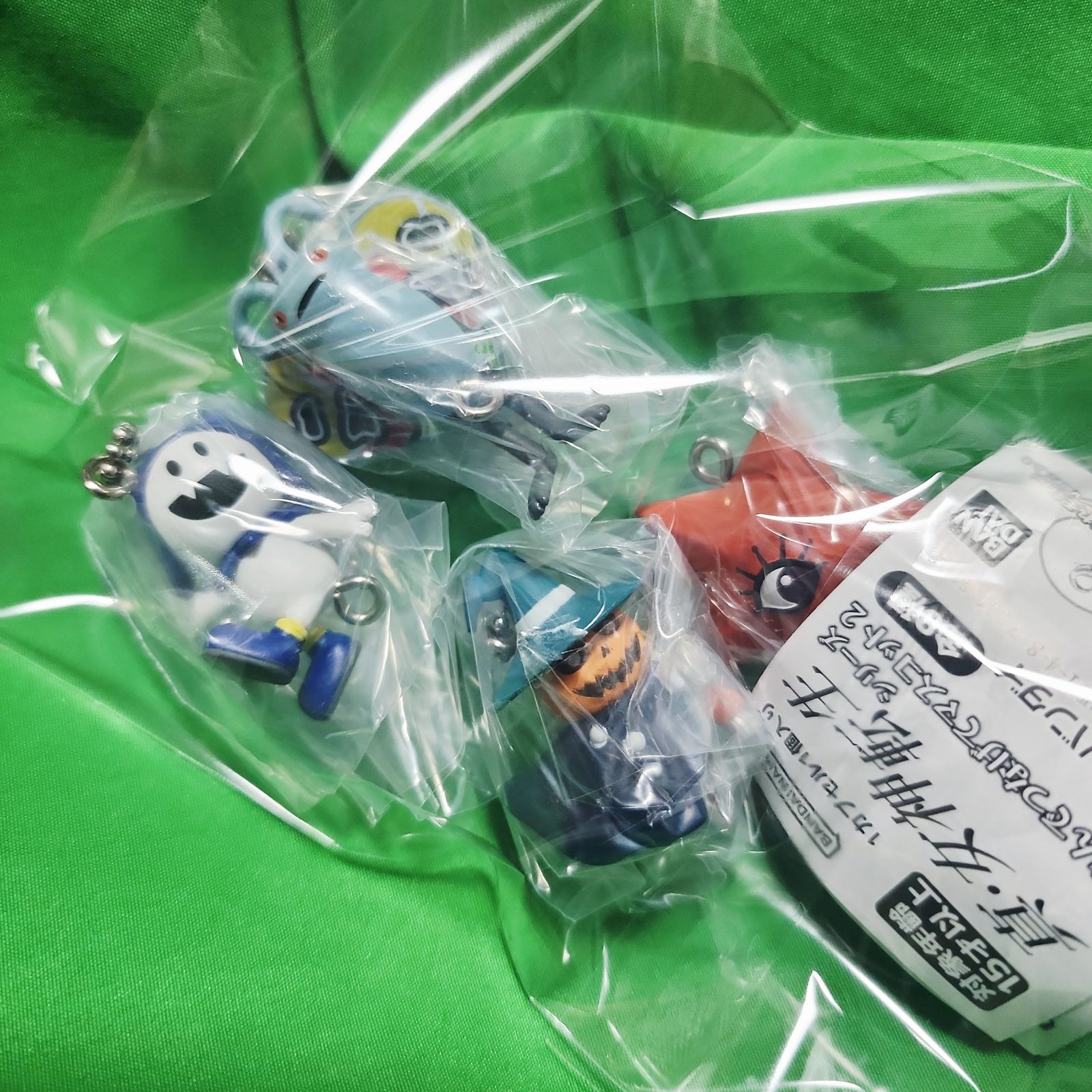 Biz配送 全4種 ボールチェーン 真・女神転生 つまんでつなげて