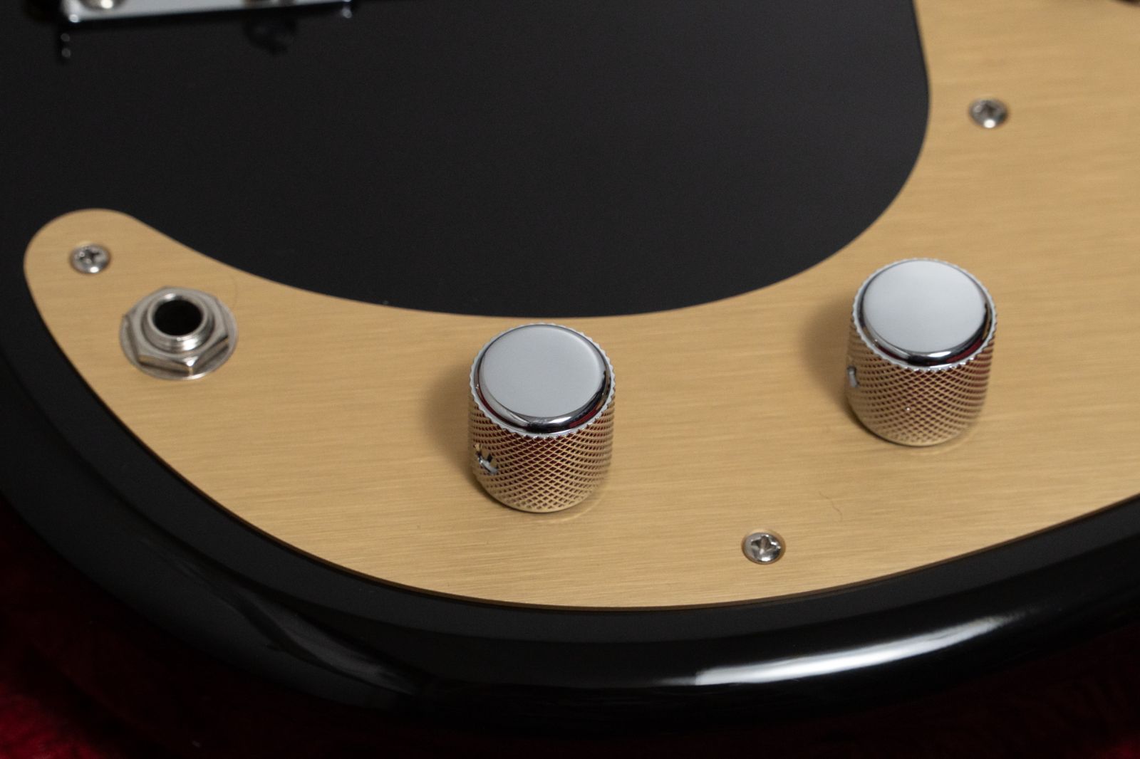  Fender Vintera II 50 s Precision Bass BLK 2025 3 935 kg GIB横浜 エレキベース ベース