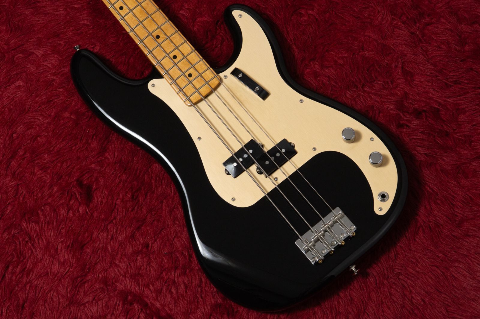 Fender Vintera II 50 s Precision Bass BLK 2025 3.935 kg GIB横浜