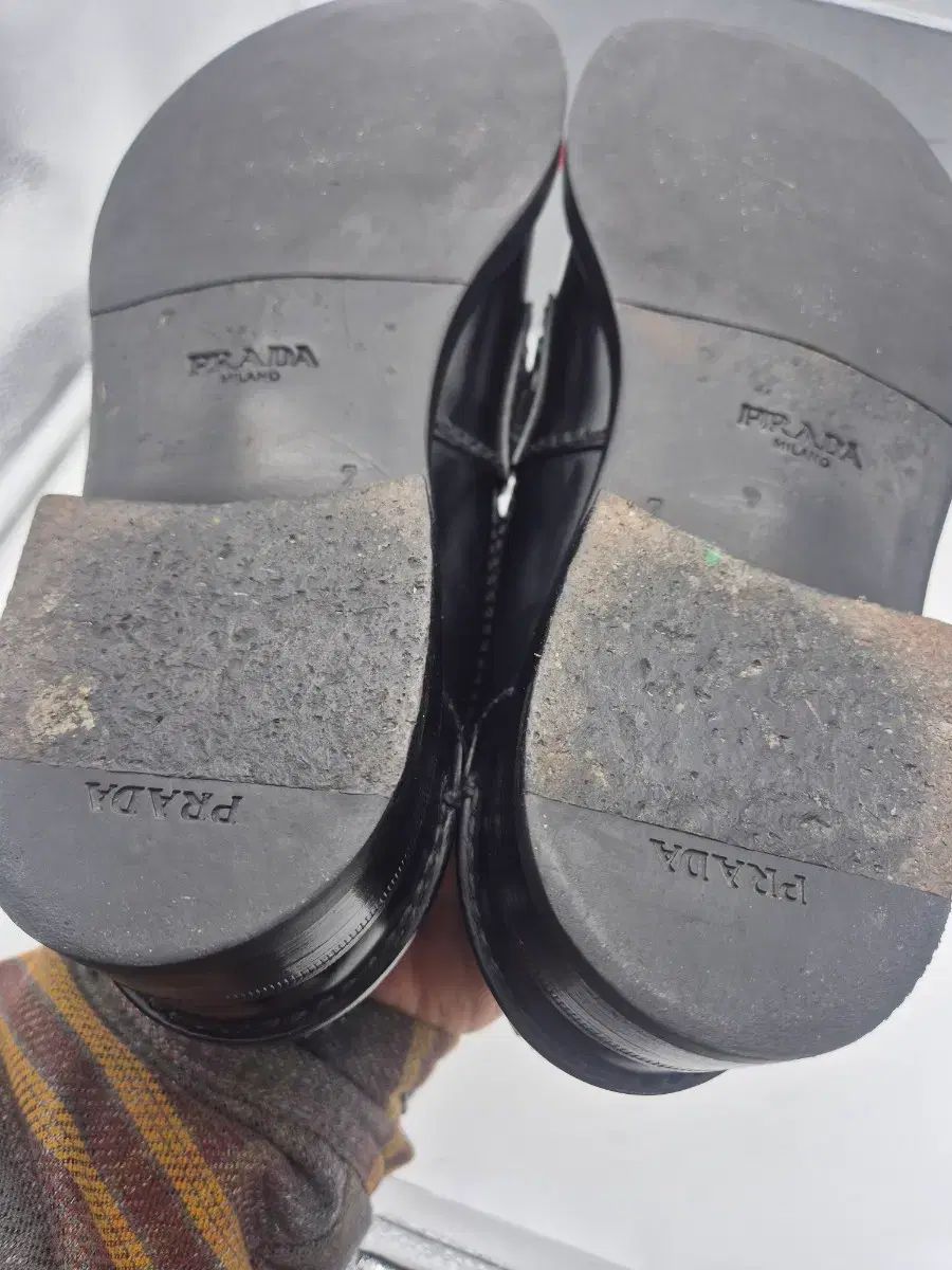 プラダ タッセル