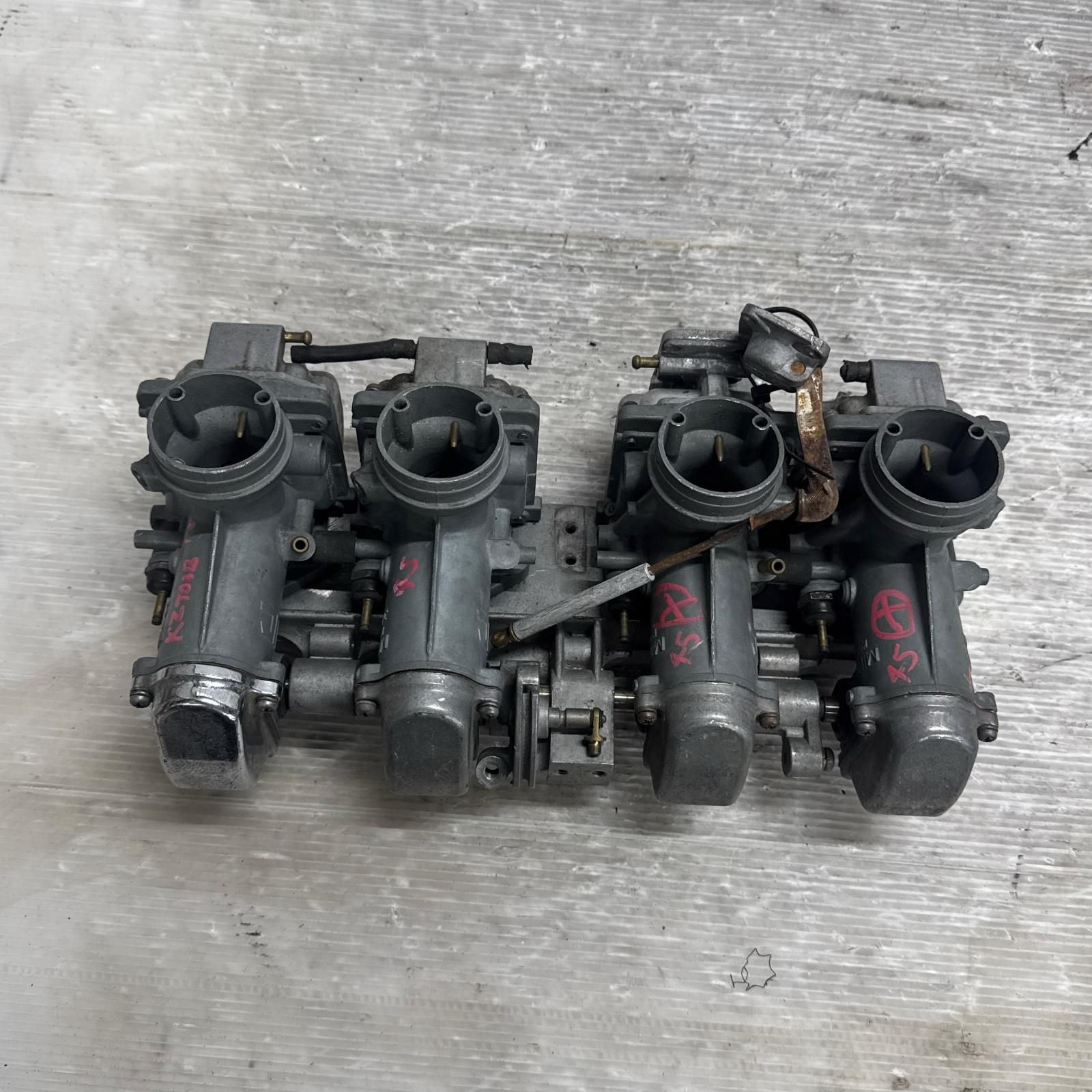 キャブレター 部品取り カワサキ