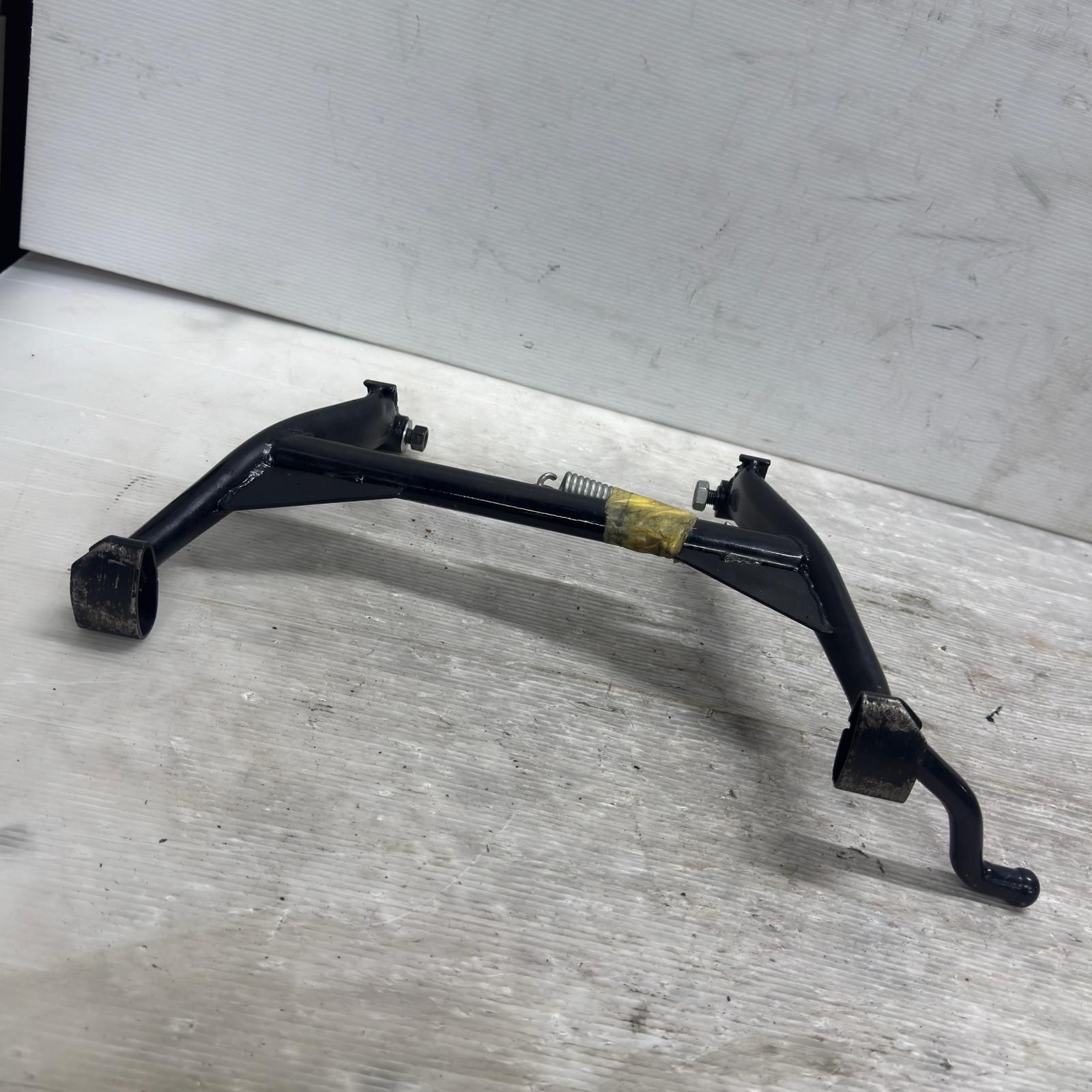 SUZUKI GT380 センタースタンド スズキ - メルカリ