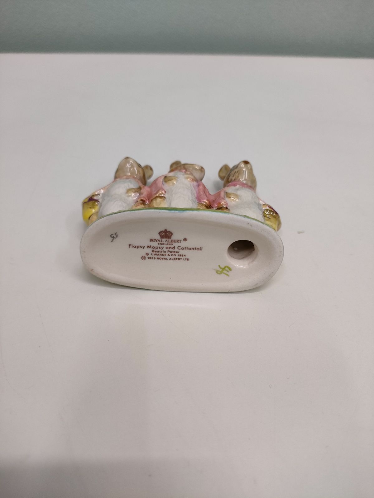 ピーターラビット ビアトリクス・ポッター ウサギ フィギュリン - メルカリ