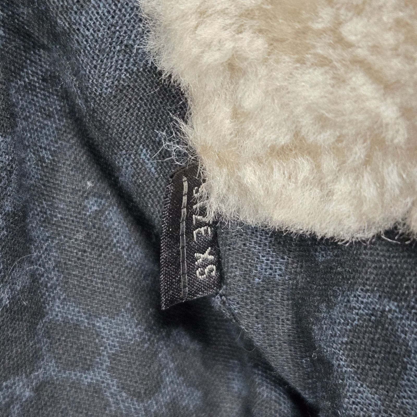 ブラック レディース