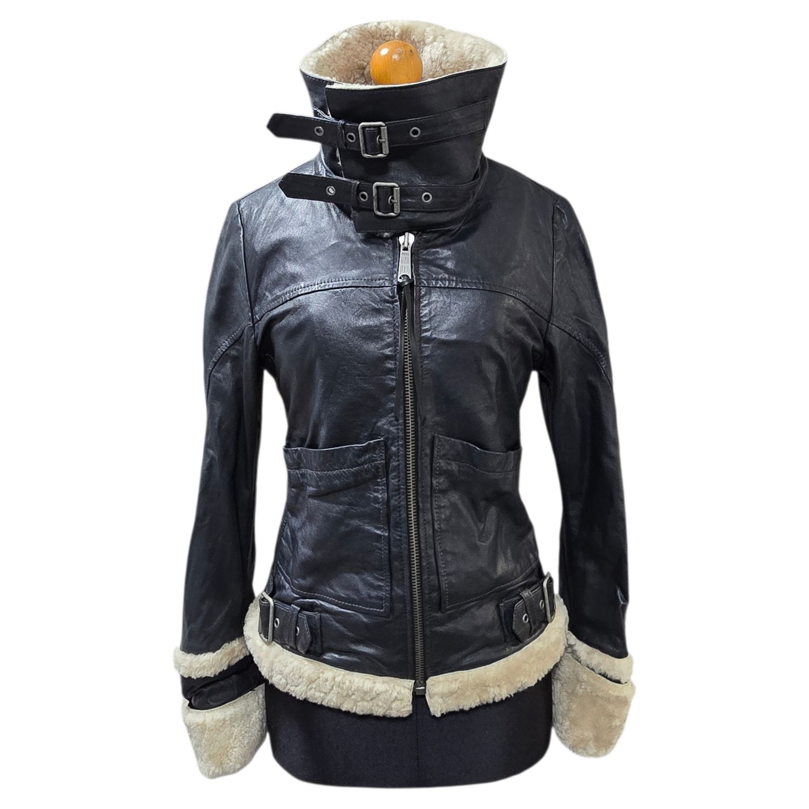 DIESEL ディーゼル ボア付きレザージャケット ラムレザー 羊革 サイズXS ブラック レディース アウター 品