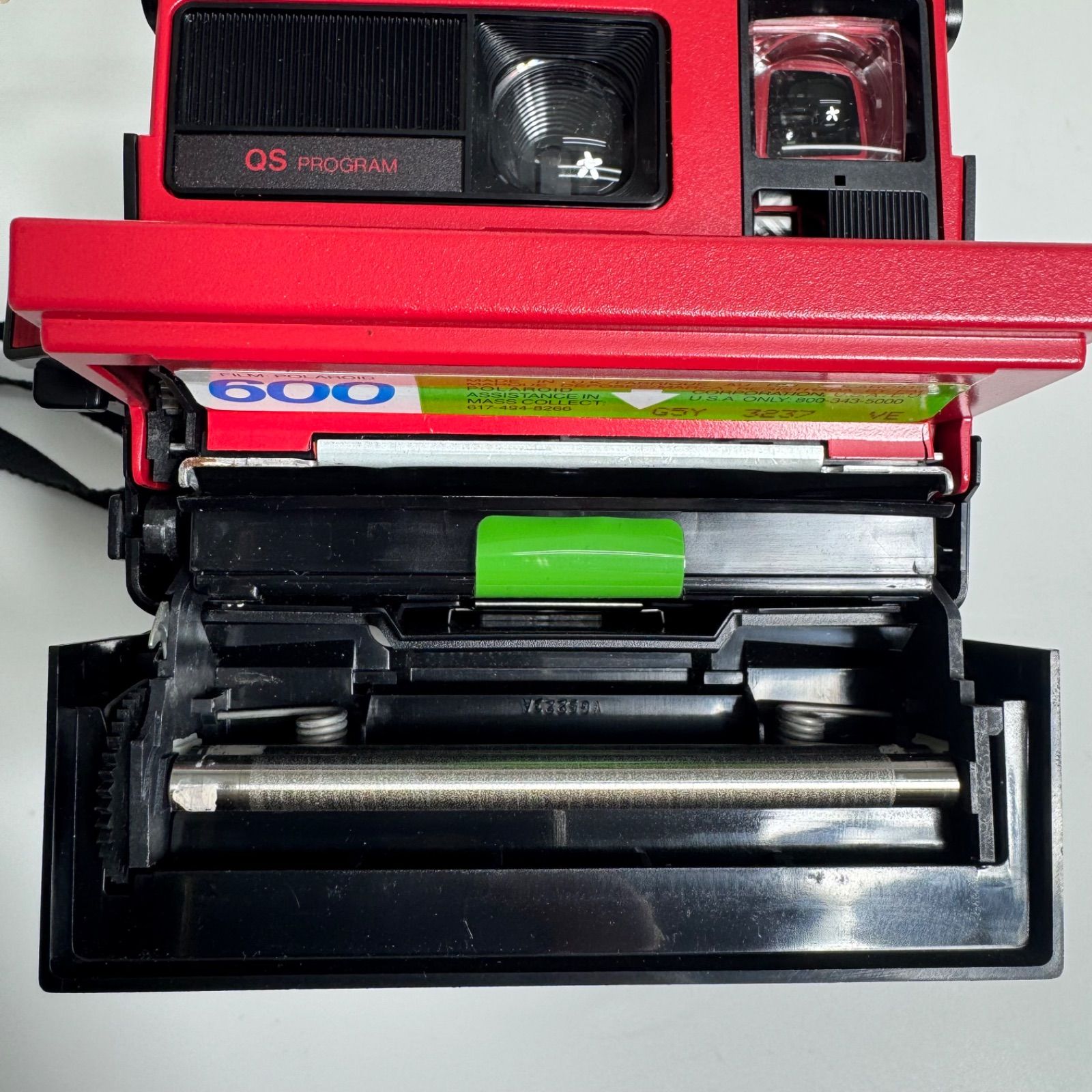 Polaroid Sun 635 SE ポラロイド インスタントカメラ 赤黒 ジャンク品