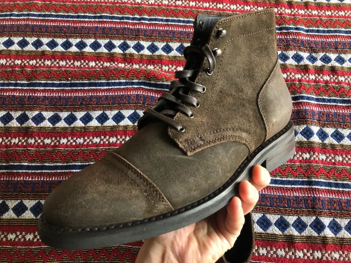 Thursday ブラウン スウェード ブーツ 275