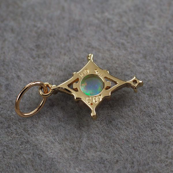 アガット/agete K10YG オパール ダイヤモンド ペンダントトップ - メルカリ