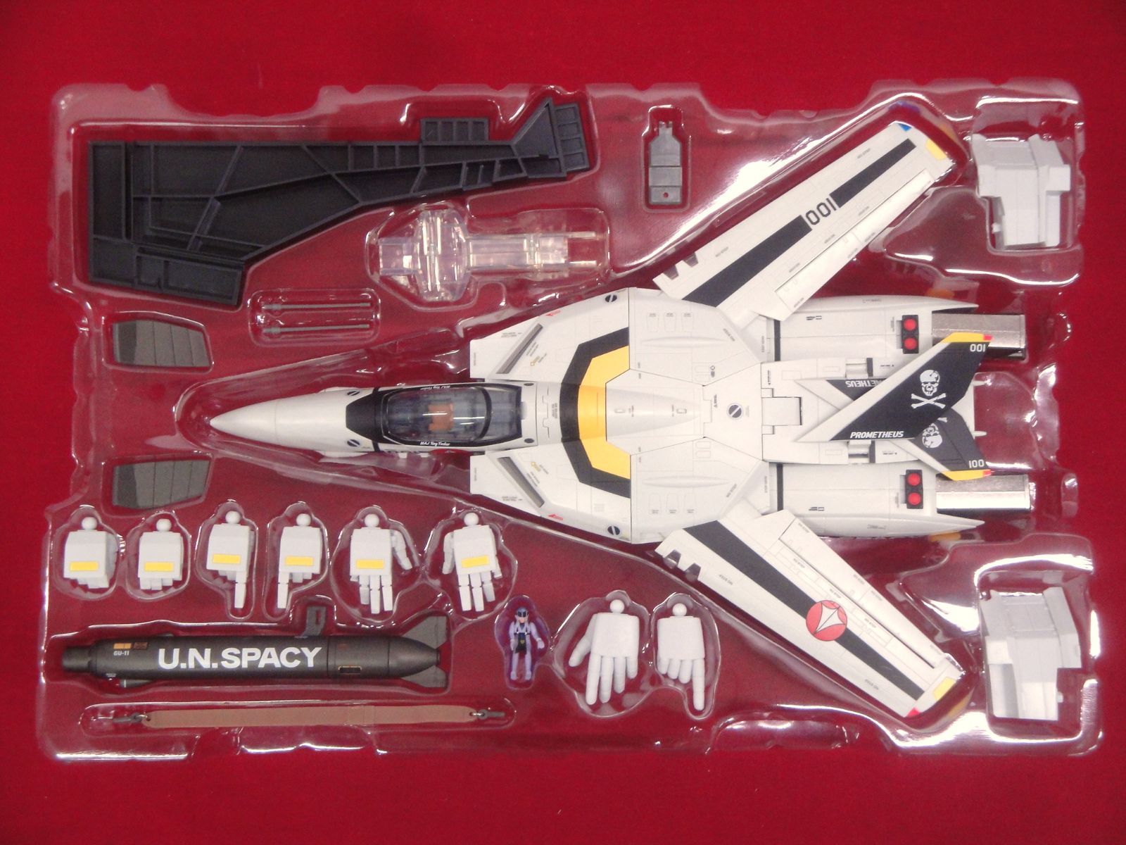 DX超合金 初回限定版 VF-1S バルキリー ロイ・フォッカースペシャル