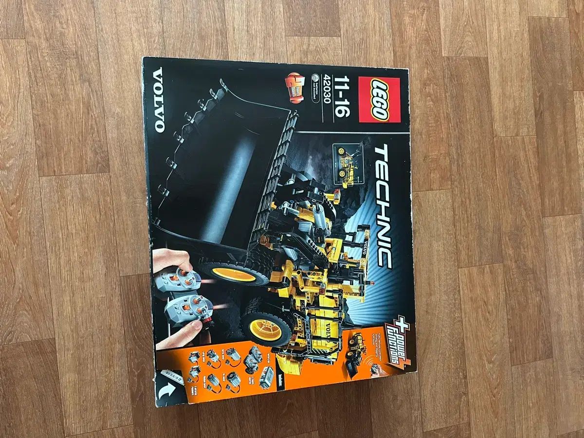 LEGOブロック 42030 ボルボ L 350 F ホイール ローダー