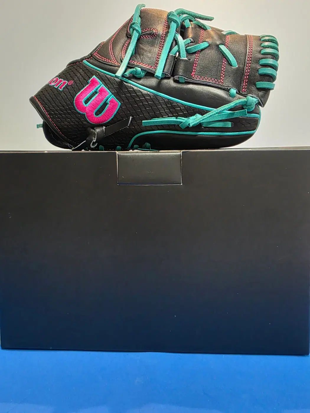  ウィルソン A 2 K スプリング B 投手用グローブ ブラック ティール その他 グローブ