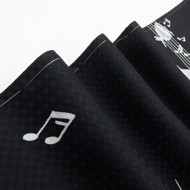 ❁tomihisa❁新品 楽器柄 モノトーン 着物 正絹 仕付け糸付“静寂に