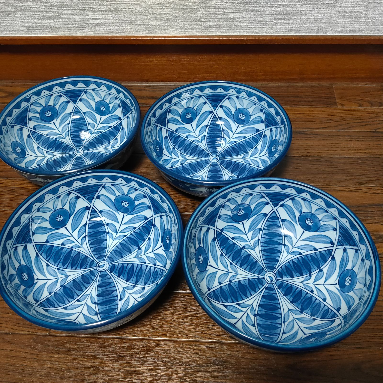 メルカリ便発送‼︎　ブルーフレーム錦　鉢付き発送‼︎ メルカリ便発送‼︎ ブルーフレーム錦 鉢付き発送‼︎ メルカリ便発送