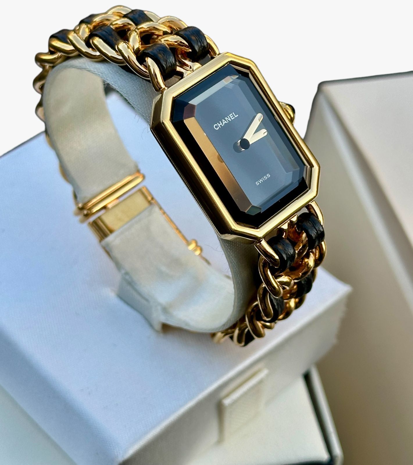  稼働品シャネルCHANELヴィンテージVintageプルミエールSサイズ レディース クオーツ黒文字盤ゴールド電池交換済 腕時計(クォーツ) 腕時計(アナログ)