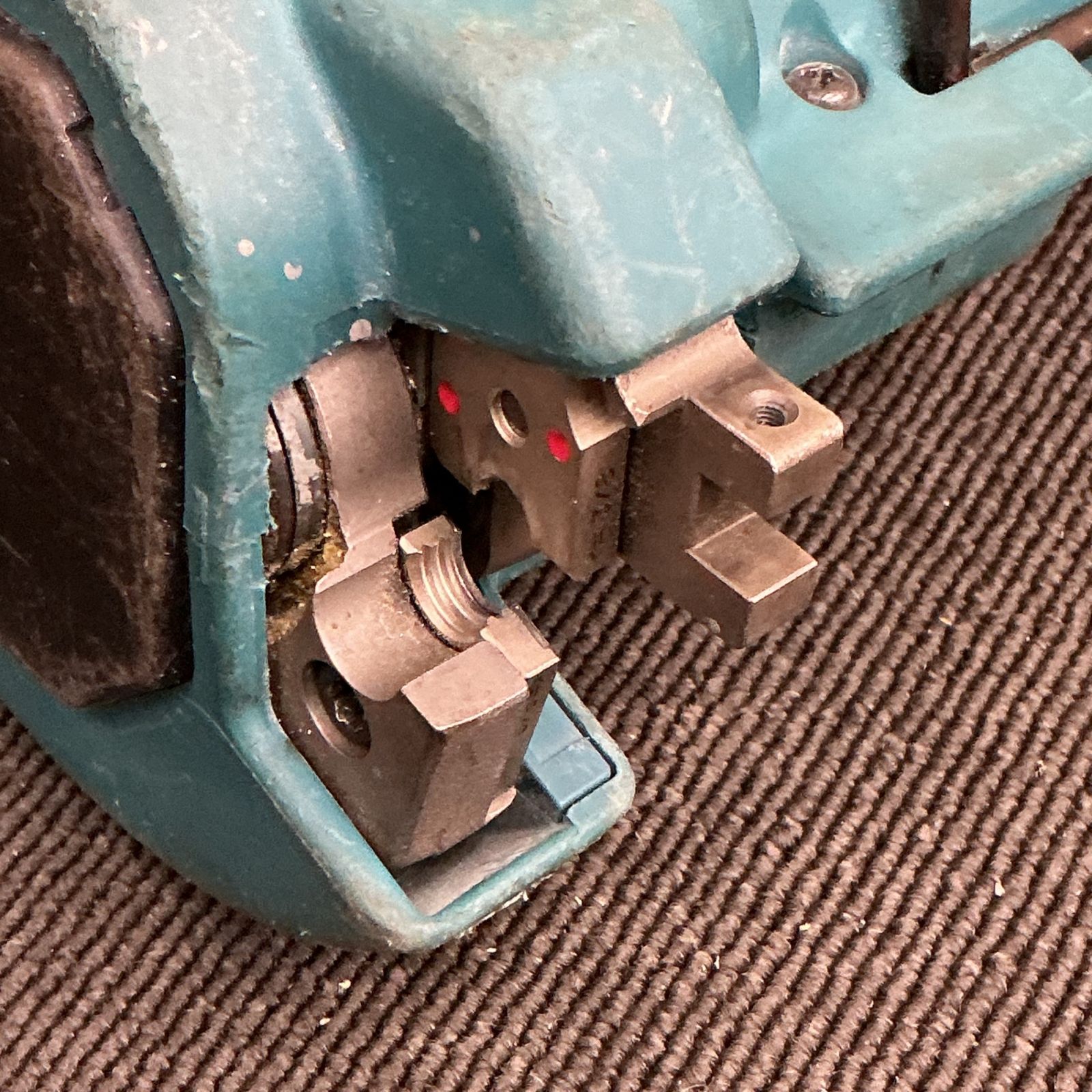  マキタ makita 14.4 Vコードレス全ネジカッター SC 101 DZ その他 切断工具 切断機