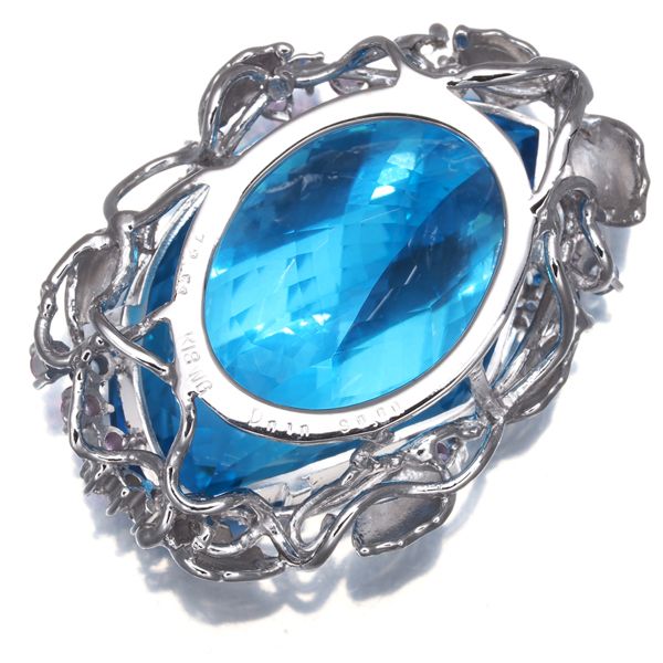 ❇新品未使用ダイヤ取り巻き『大粒1.77ctサファイア』煌めきのペンダントトップ d166a1b4069b7e806c3f5ee75682dd