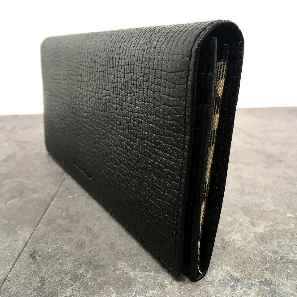 未使用保管品✨バーバリー・レザー 三つ折り長財布 ノバチェック ブラック BURBERRY（バーバリー） 長財布 財布 メンズ 型押しチェックレザー
