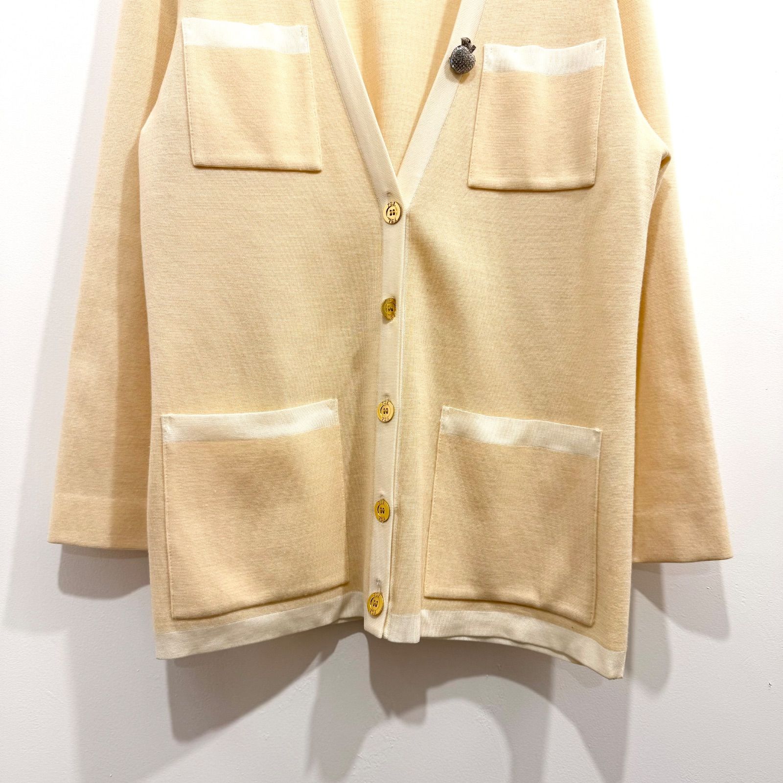 Yves Saint Laurent カーディガン 2トーン 金ボタン オフホワイト