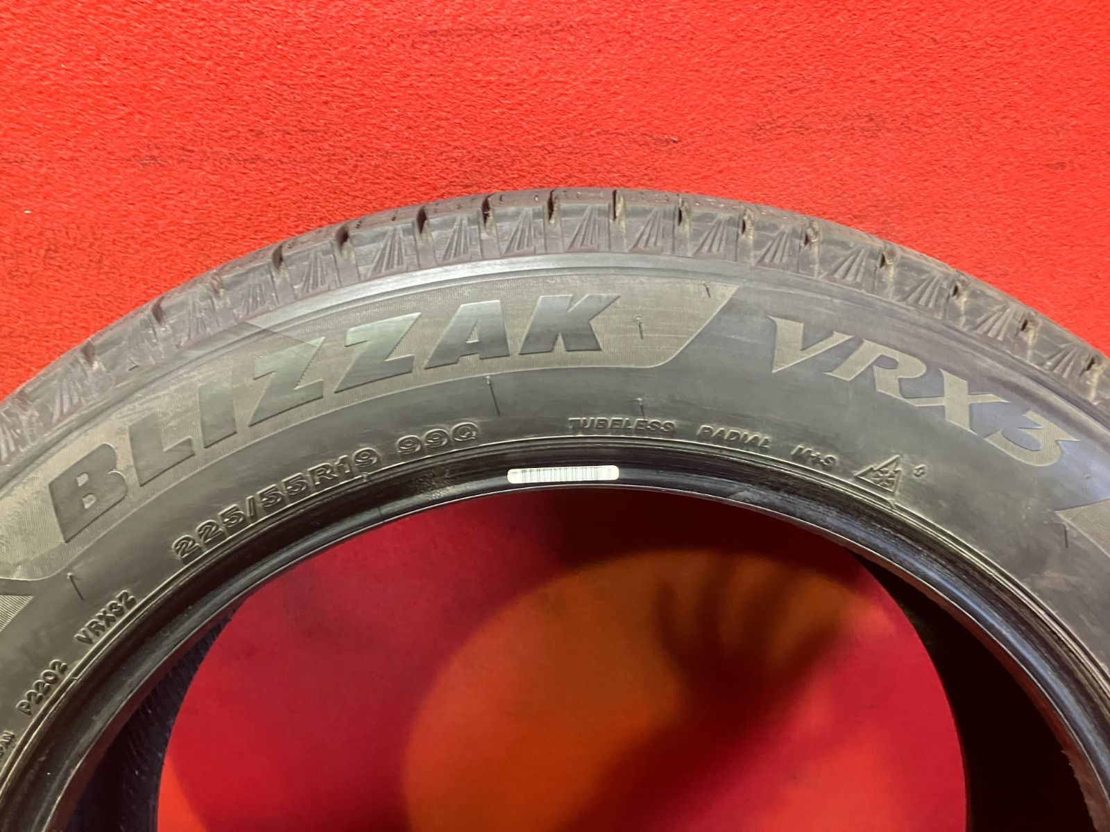 スタッドレスタイヤ