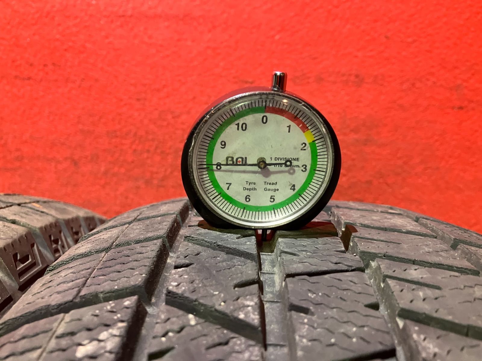 スタッドレスタイヤ 205 55 R 17 DUNLOP WM 03 4本SET