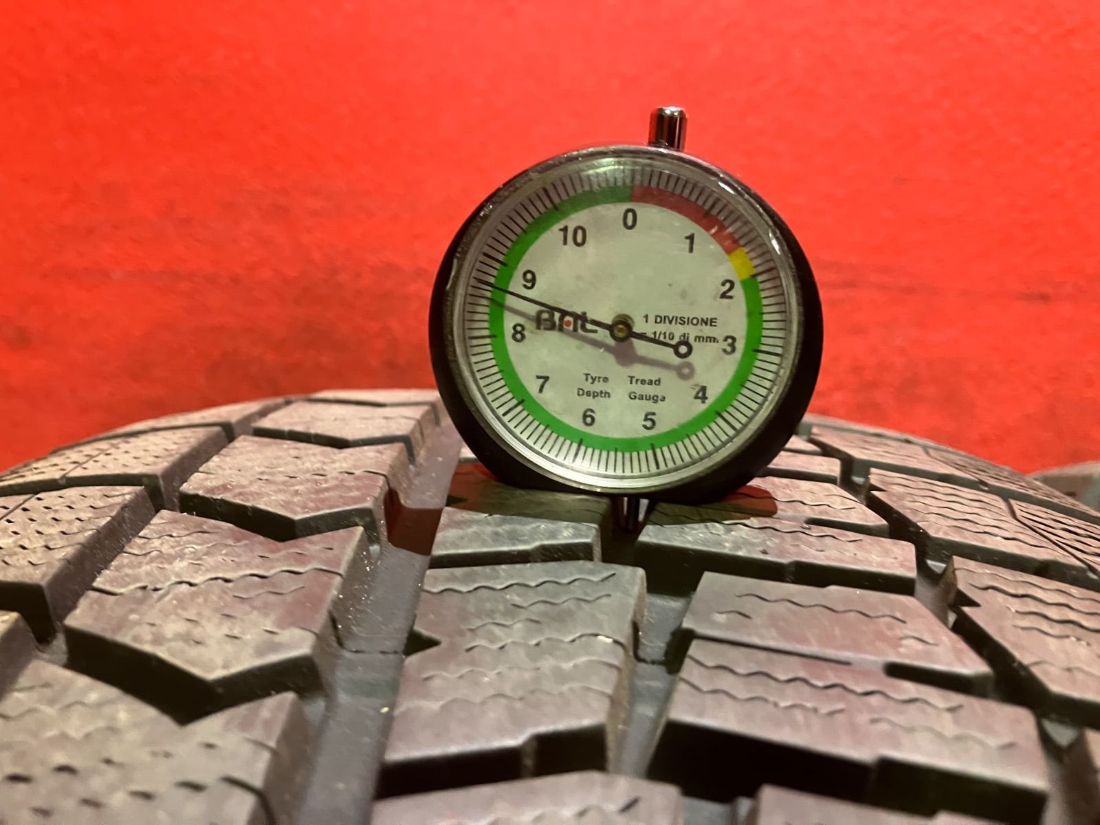  スタッドレスタイヤ 225 55 R 17 DUNLOP WM 02 4本SET 17インチ スタッドレス