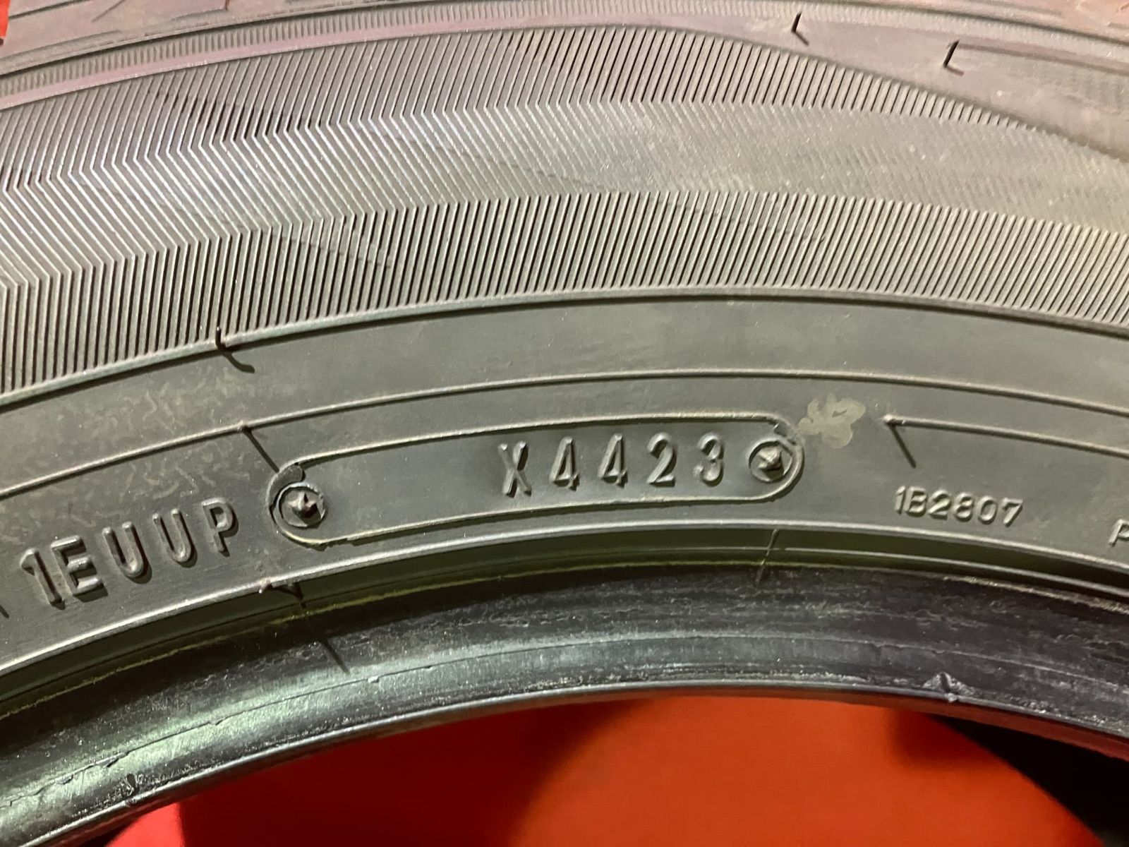 スタッドレスタイヤ